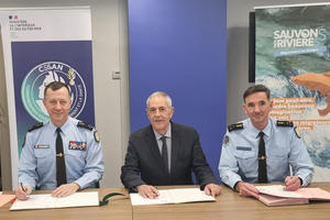 La Gendarmerie nationale et la Fédération Nationale de la pêche en France  et de la protection des milieux aquatiques (FNPF) s’engagent ensemble pour la préservation  de l’environnement et de la biodiversité.